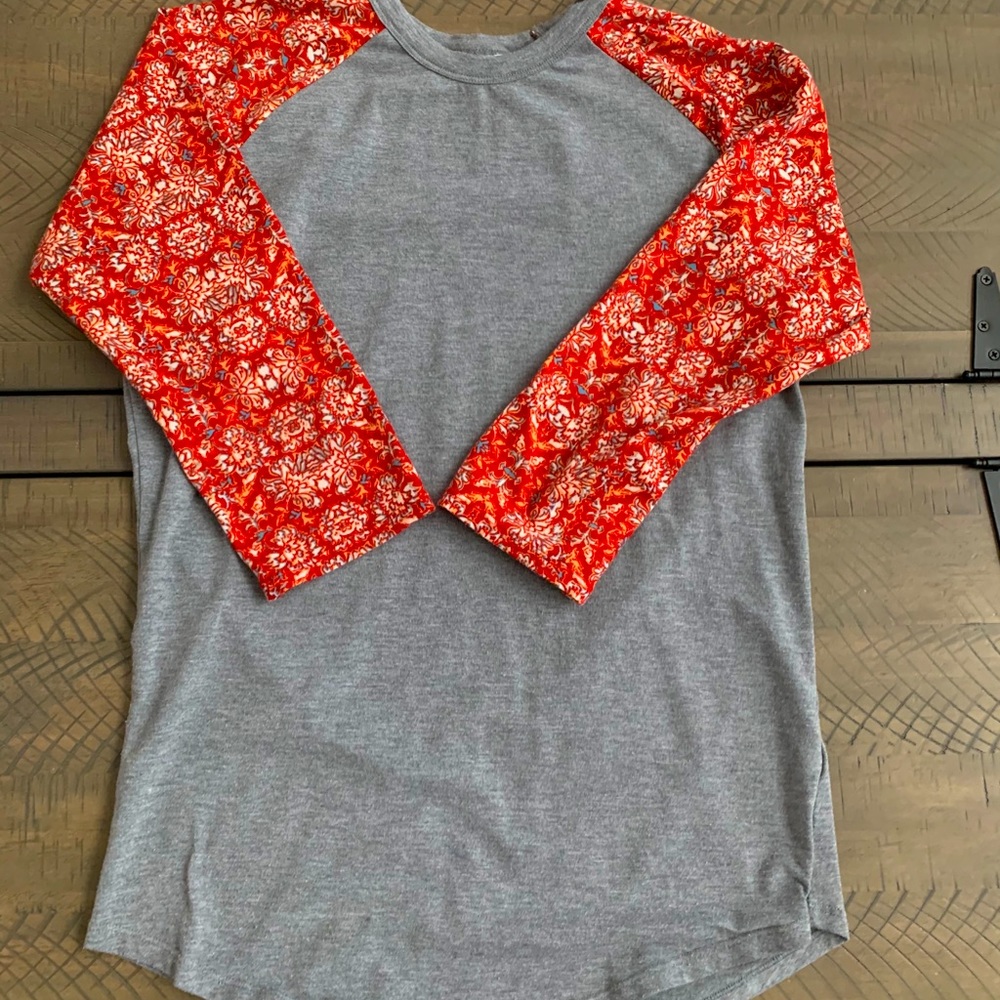 3/4 length Paisley Red Shirt